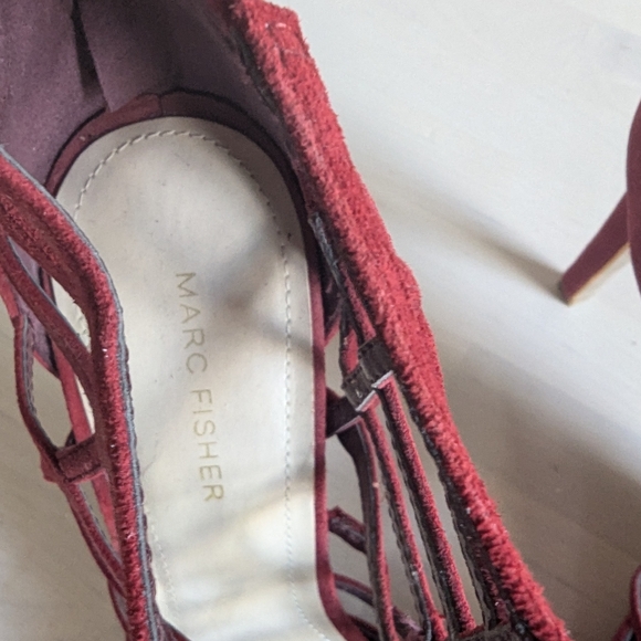 MARC FISHER Red heels Size 10 - Picture 5 of 7